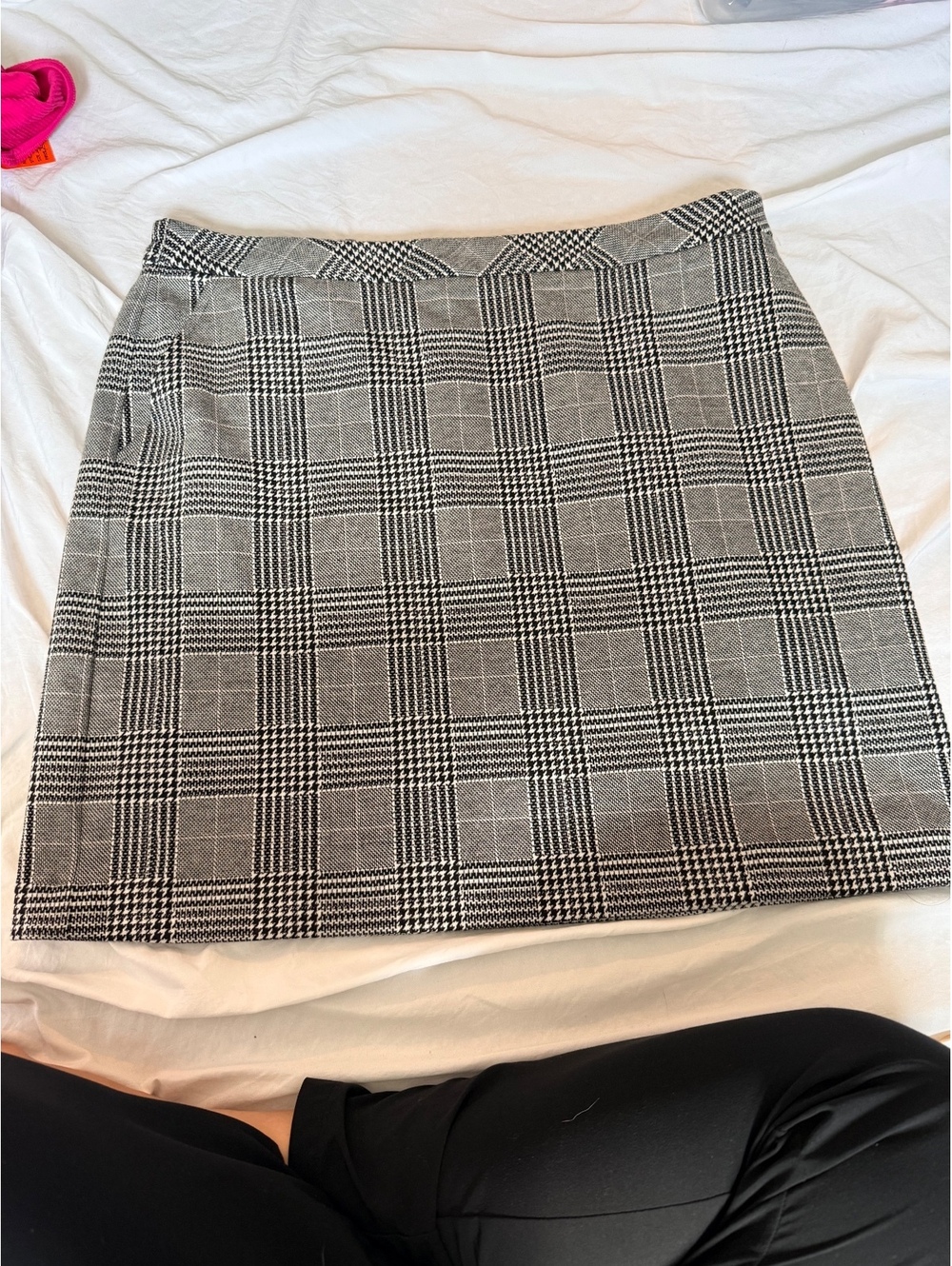 Skies Are Lue Black and White Plaid Skirt Size 1X